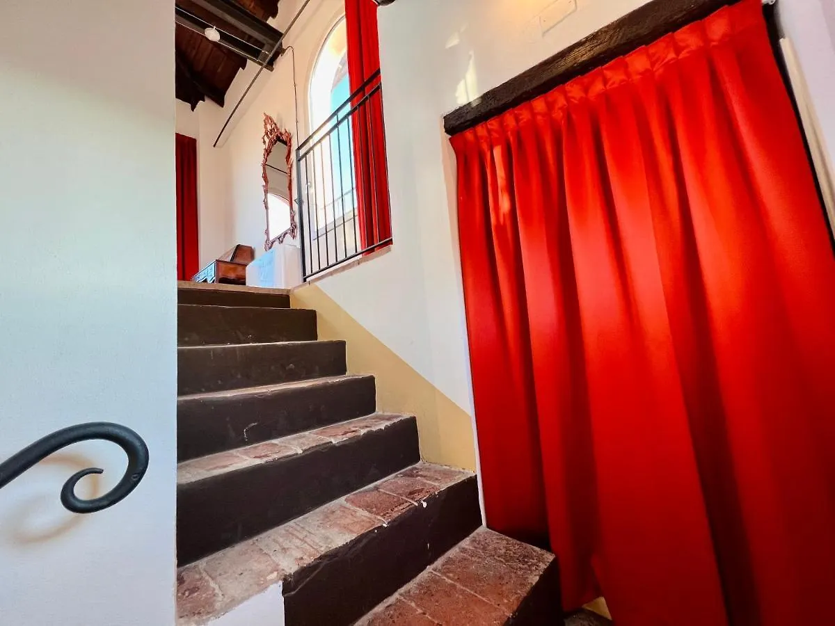 Tower Of Lovers - Ancient Altana Bologna Apartment